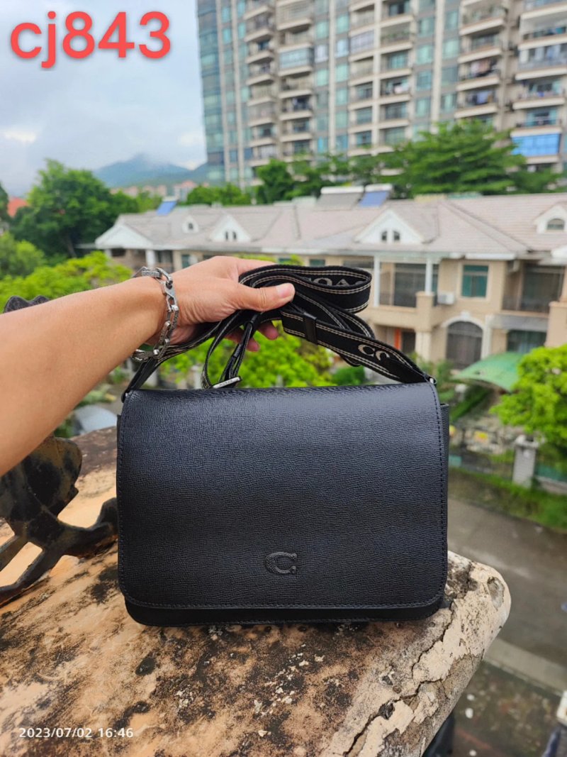 Messenger bag from Ik