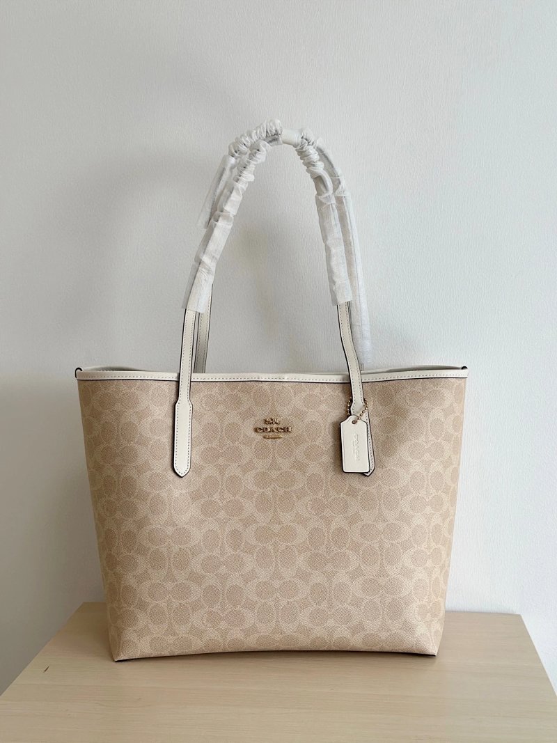 Louis Vuitton City33 Coa Pvc