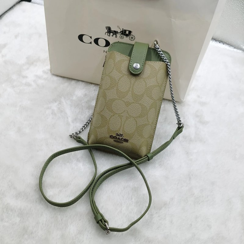 Louis Vuitton crossbody bag
