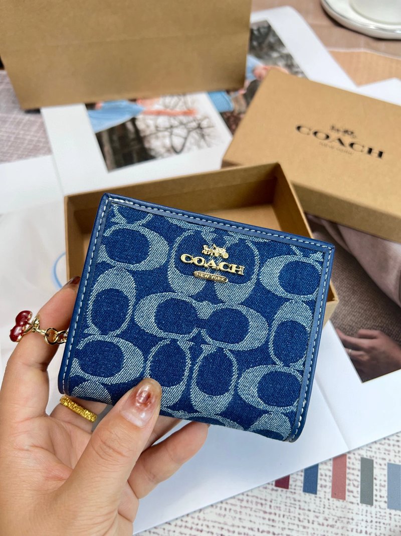 Coin purse from Ik