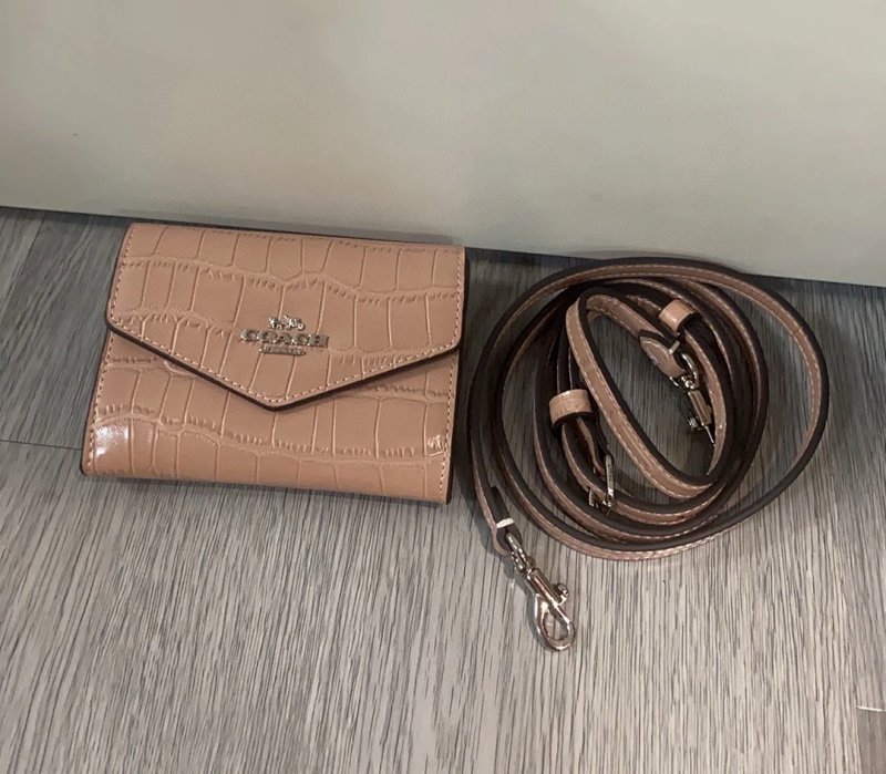 Coin purse from Ik