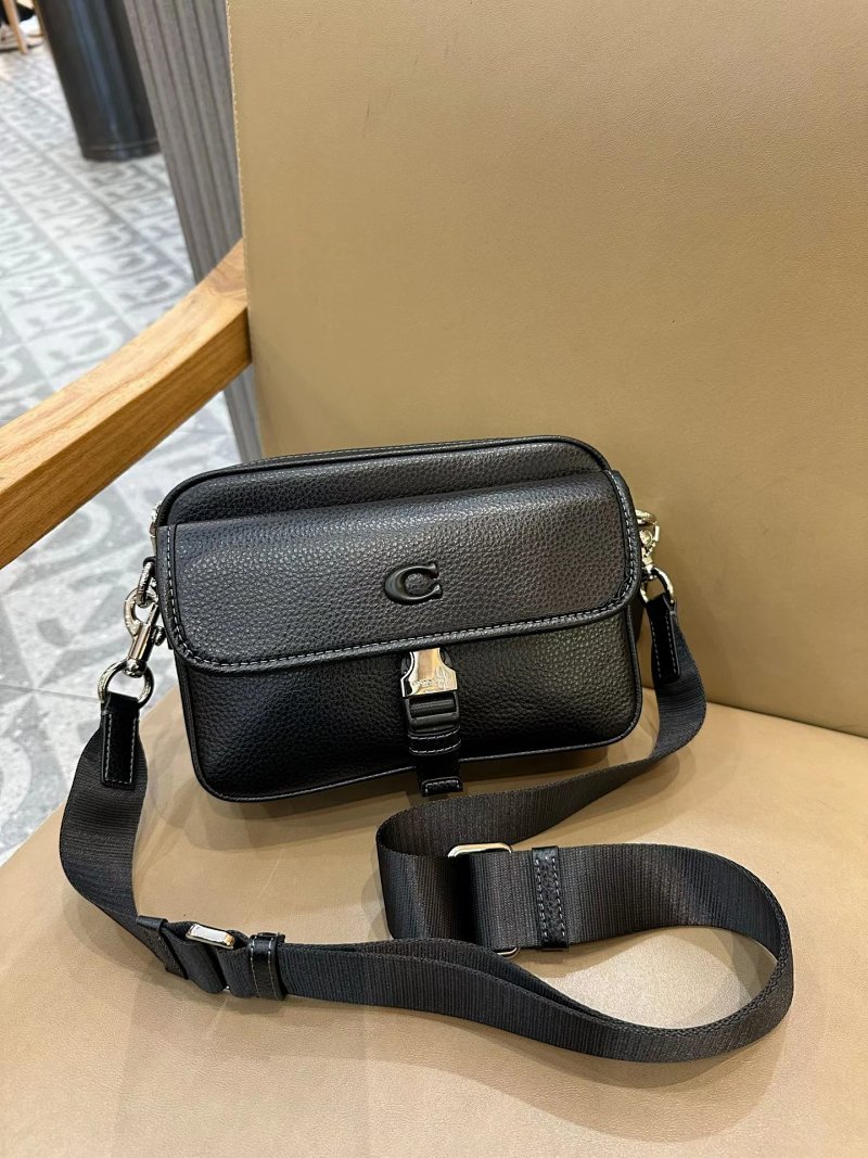Coach Knox Camera 21.5c
