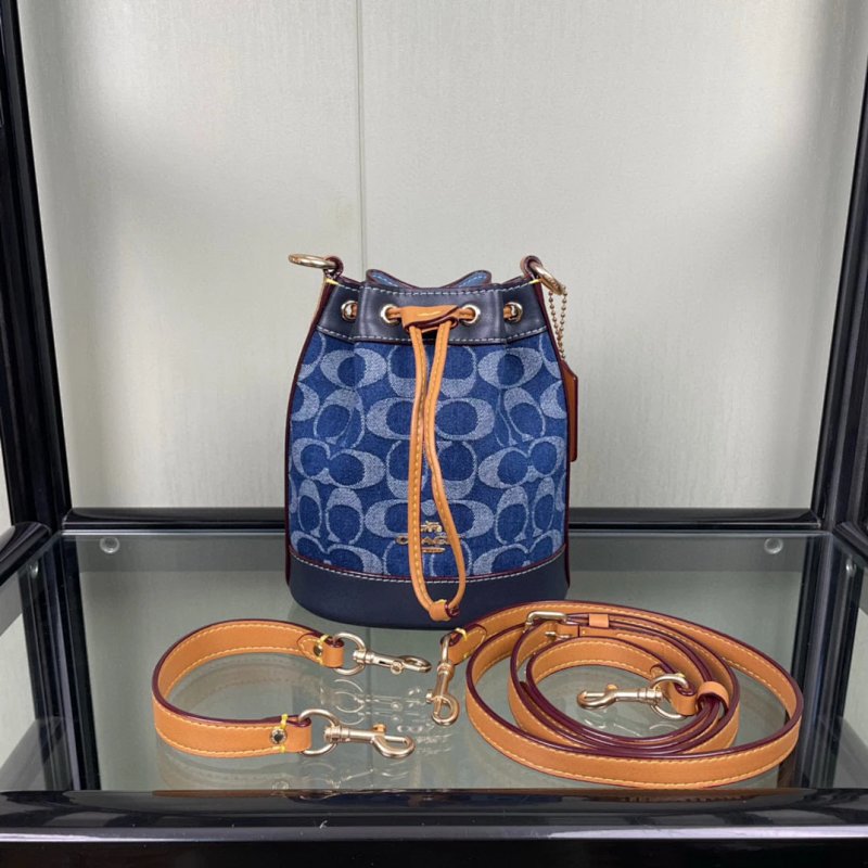 Crossbody bag from Ik
