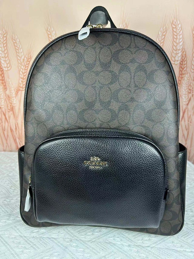 Coach Court 33 39 13cm