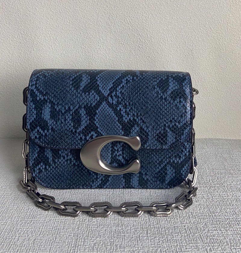 Crossbody bag from Ik