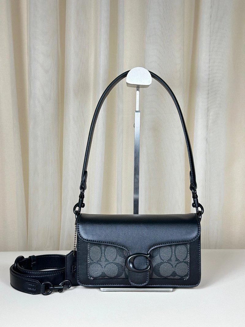 Louis Vuitton CM539 Logo 20Cm 10.5 7cm