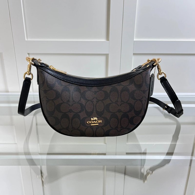 Coach Aria 26 11 9