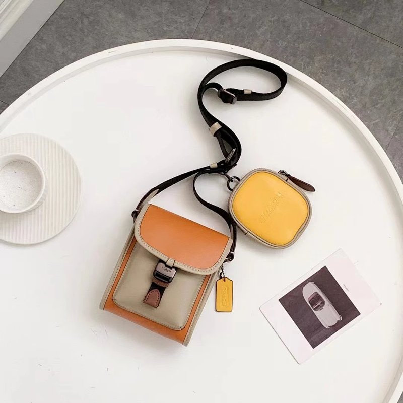 C 13.5cm X 16cm X 4cm 8.5cm X