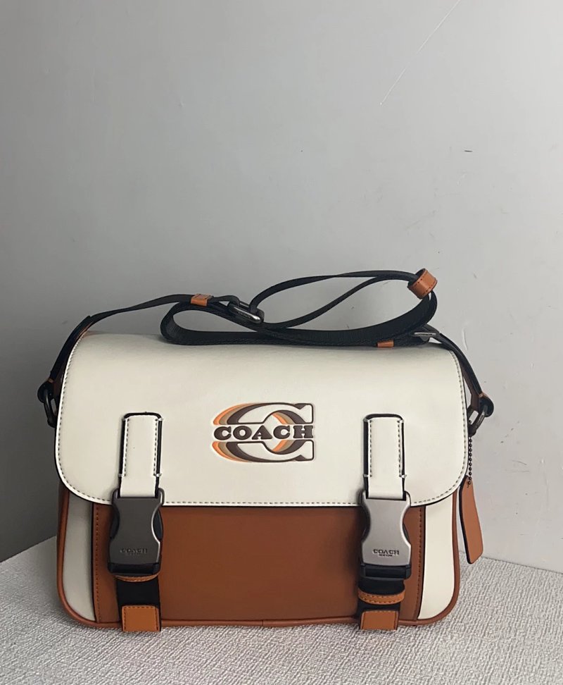 Tracker Crossbody