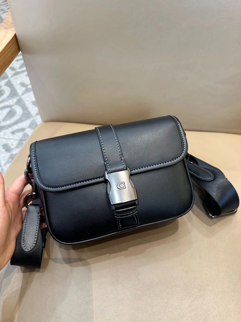 Louis Vuitton League 19 66cm