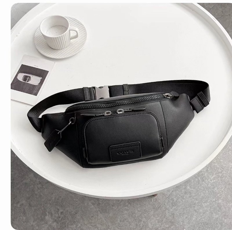 Belt bag from Ik