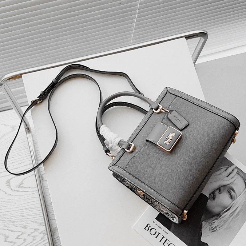 C Grace Carryall