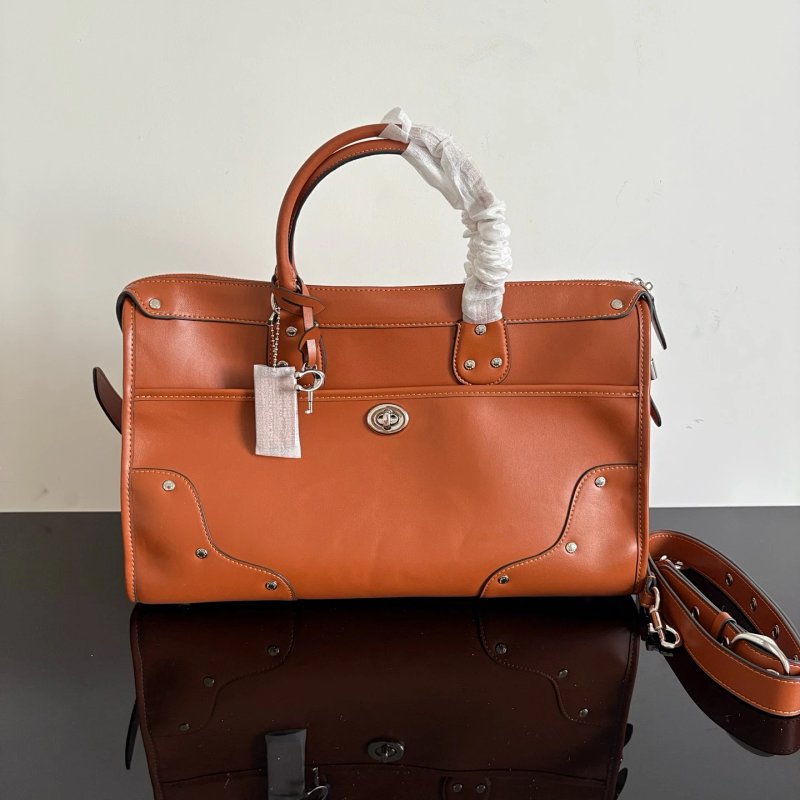 Coach Rhyder Satchel 38 23 13