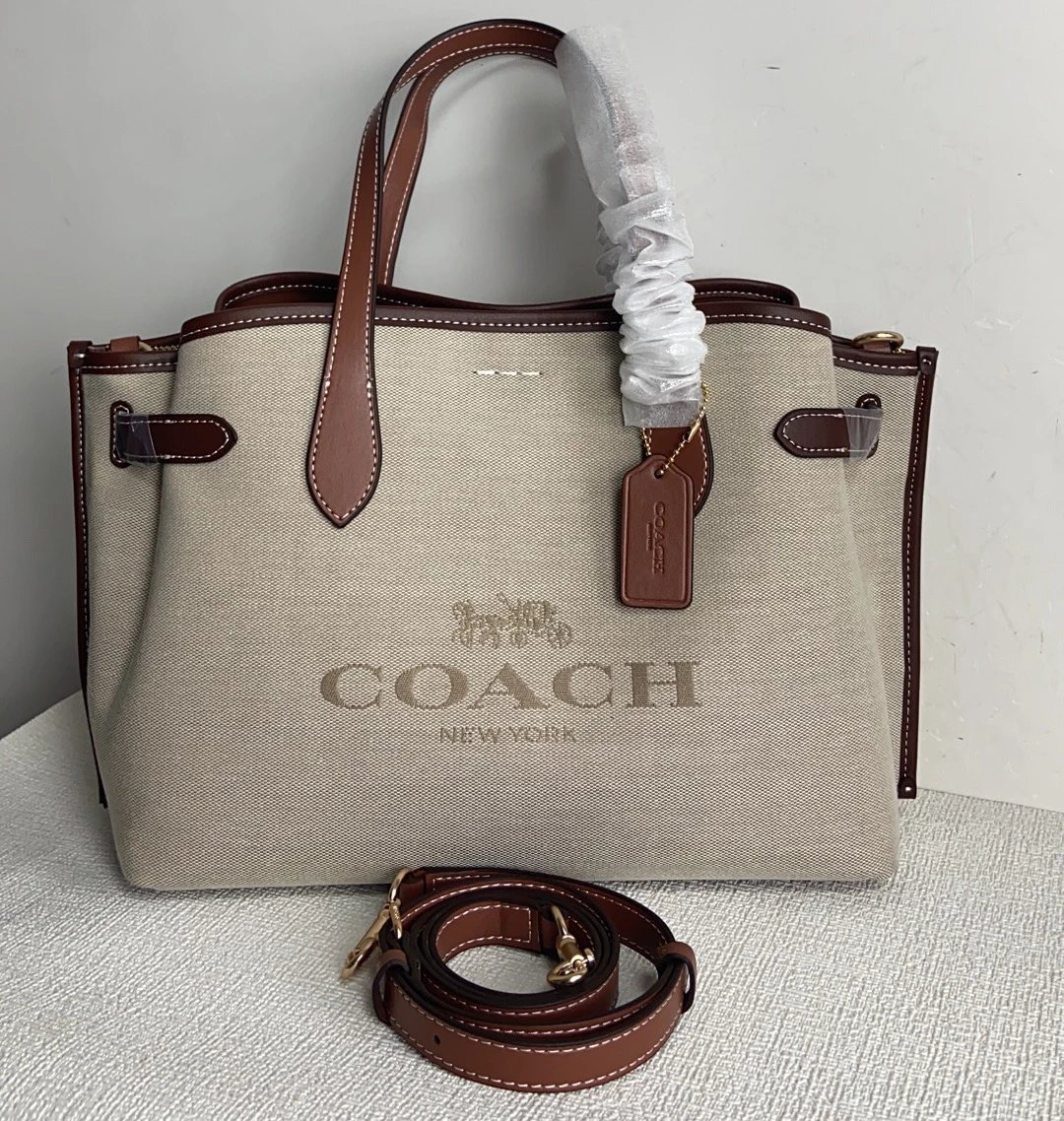 March New Arrival: C Classic Logo HANNA Series CARRYALL with Multi-Function Inner Pouch, Central Zippered Compartment, Magnetic Closure, Fabric Lining, Vertical Length 14.5cm