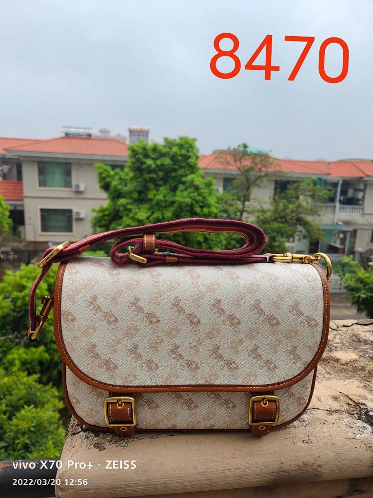 Messenger bag from Ik