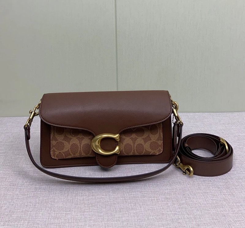 Louis Vuitton Tabby26 Logo
