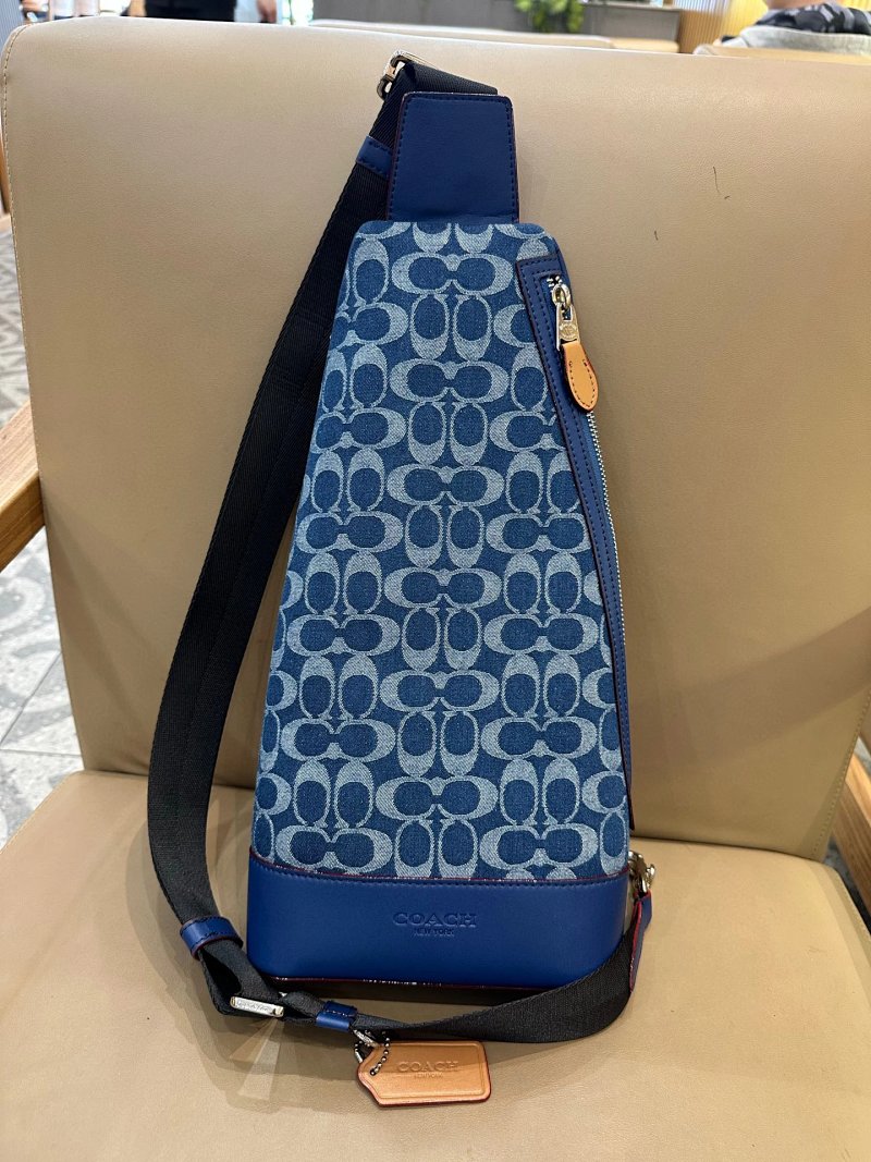 Crossbody bag from Ik