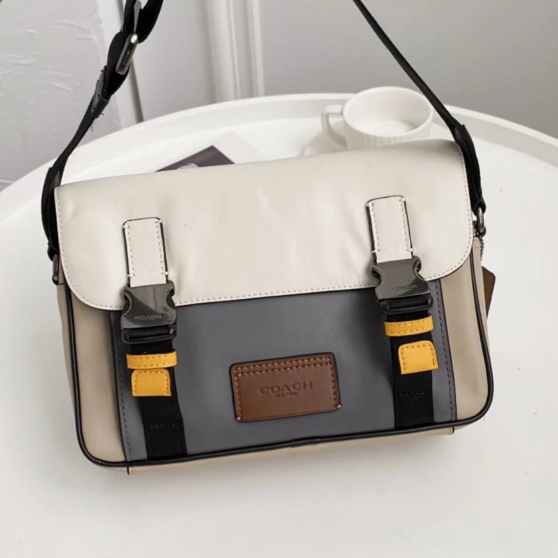 Crossbody bag from Ik
