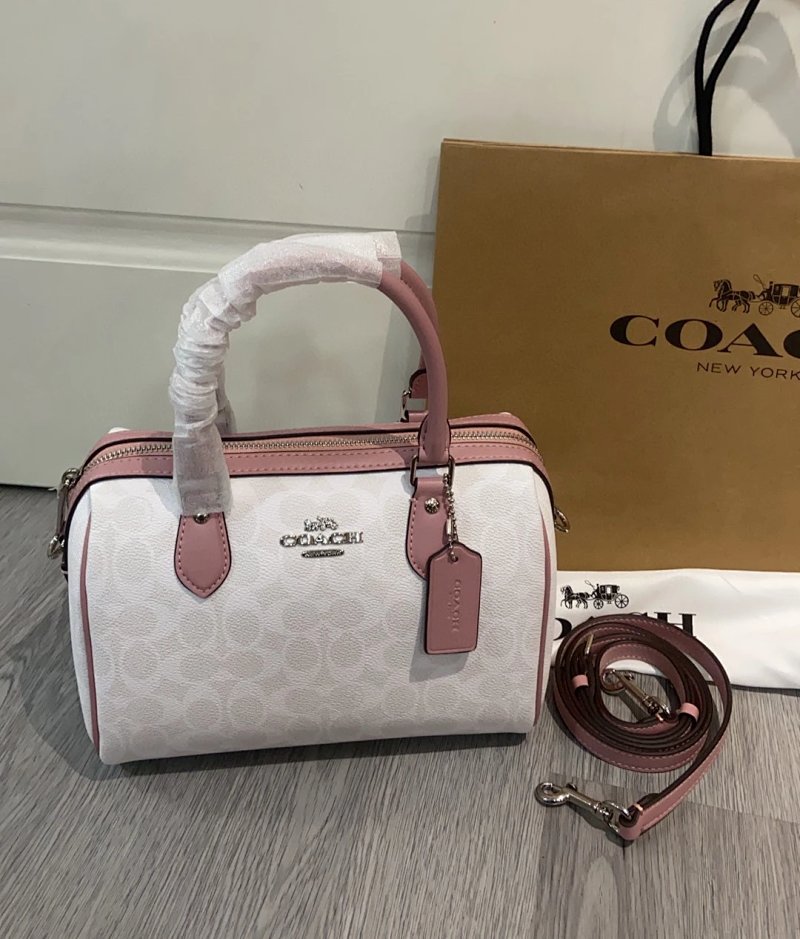 Louis Vuitton crossbody bag