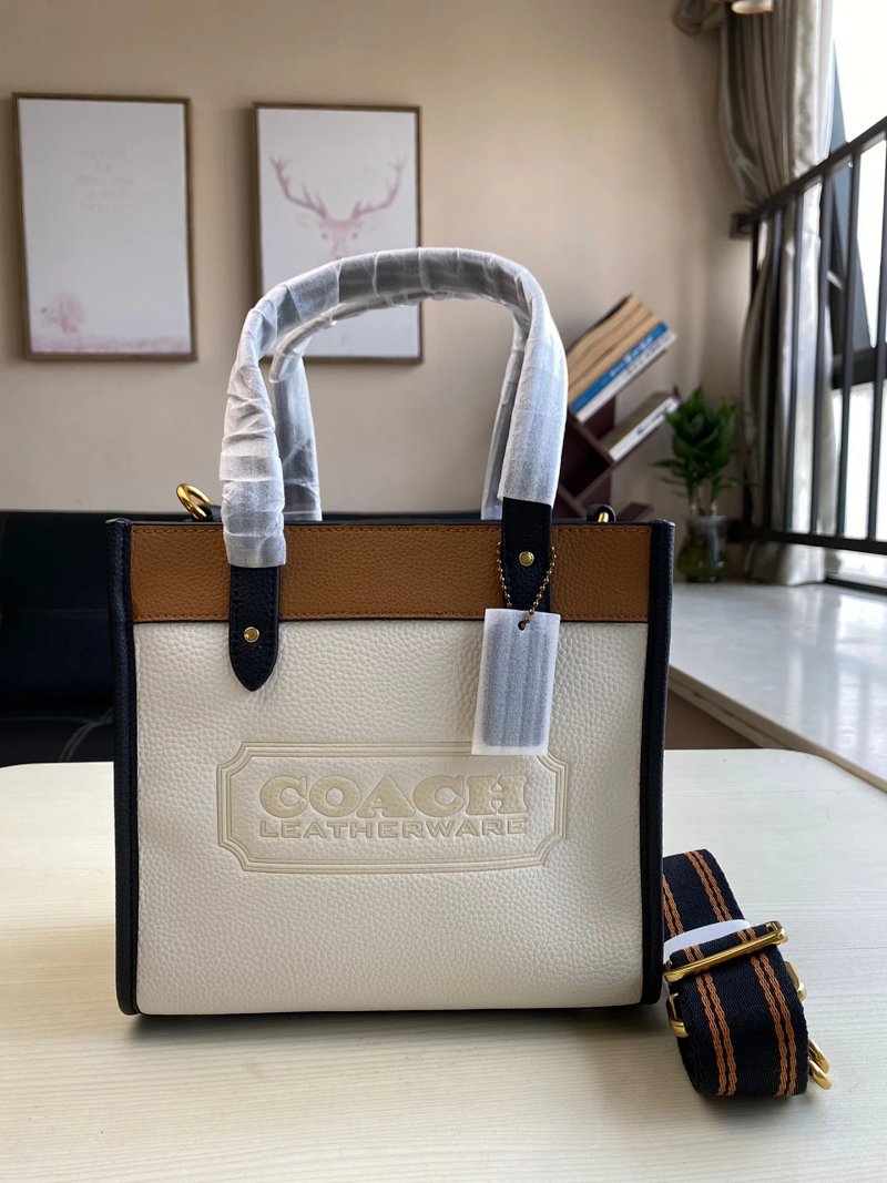 Coach Field Tote 22