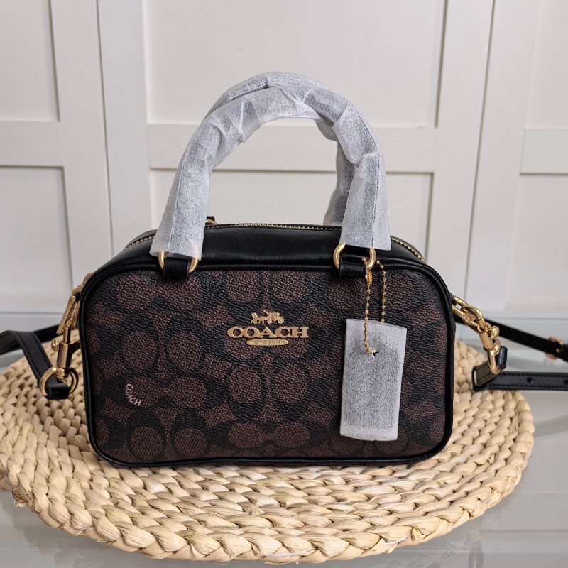 Louis Vuitton crossbody bag