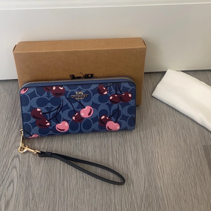 Wallet from Ik