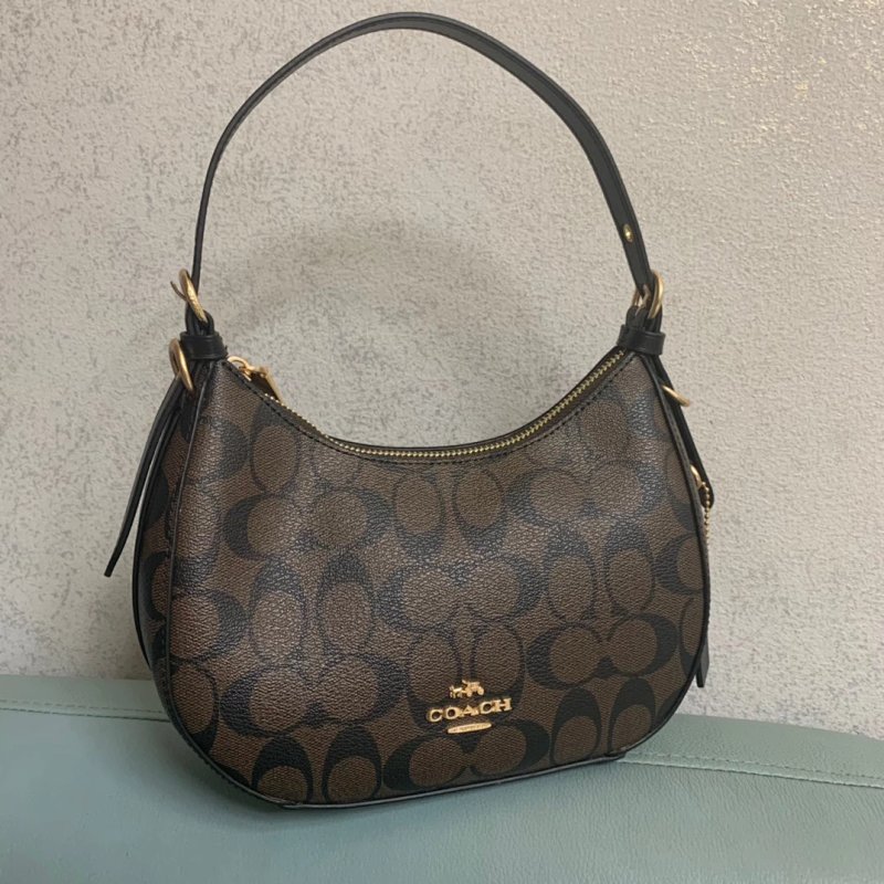 Louis Vuitton Kleo Hobo 21x18x8cm
