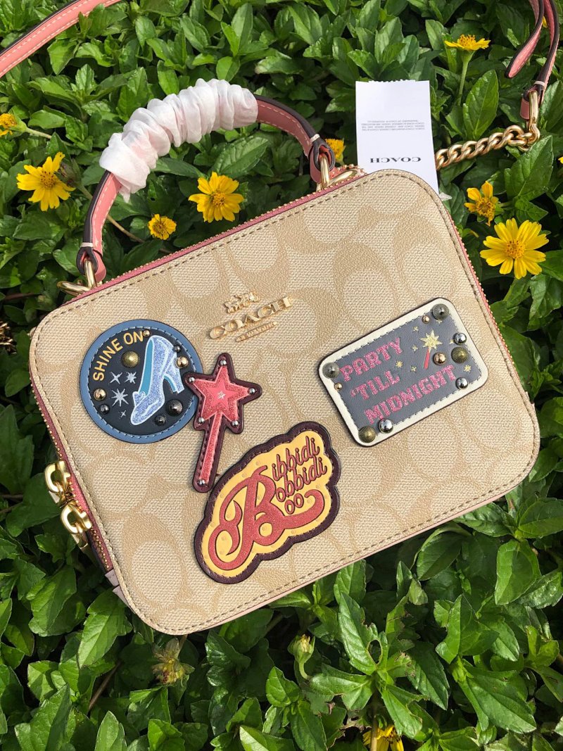 Box 2 C 3 Disney