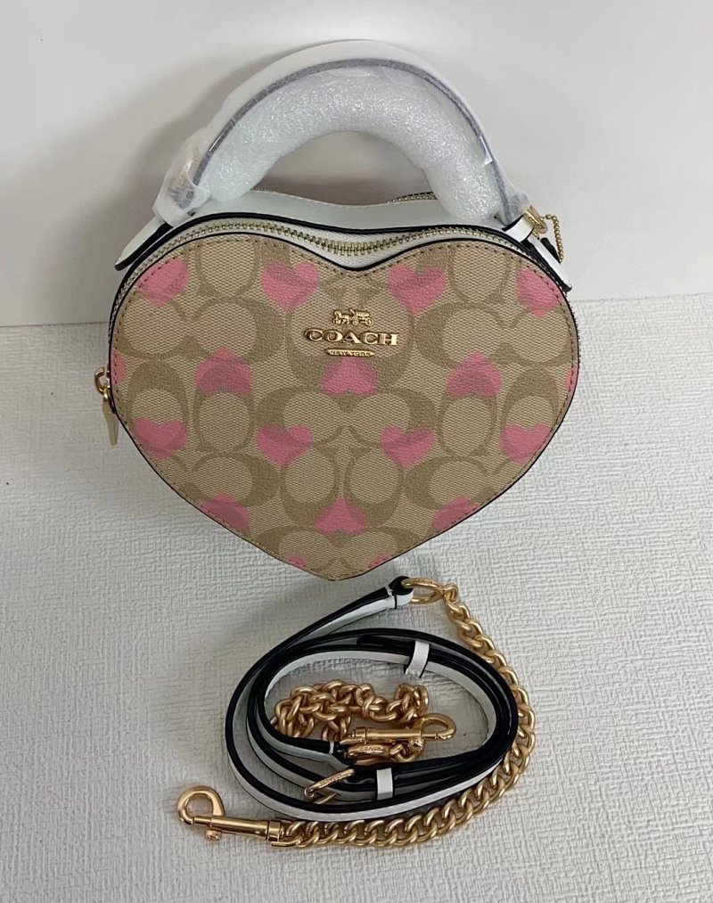 Coach Heart Cherry 18 15 6.5