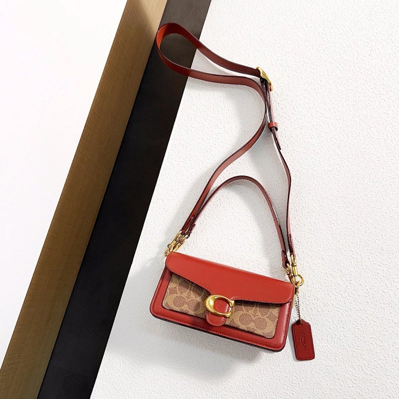 Louis Vuitton Tabby20 Logo