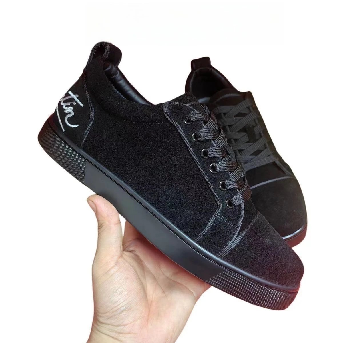 32@16 black with white embroidery inside