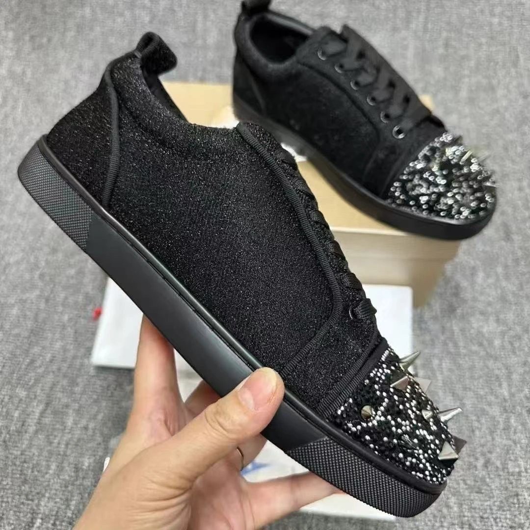 24 Black Lining