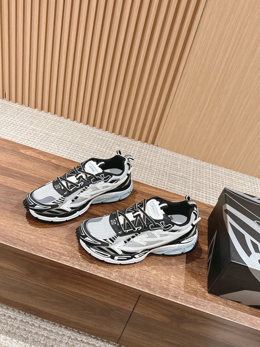 Agent-Level 2025 Spring/Summer New Arrival Off-White c/o Virgil Abloh OW Unisex Sneakers Running Shoes Lace-Up Dad Shoes Height Increasing Women's Shoes