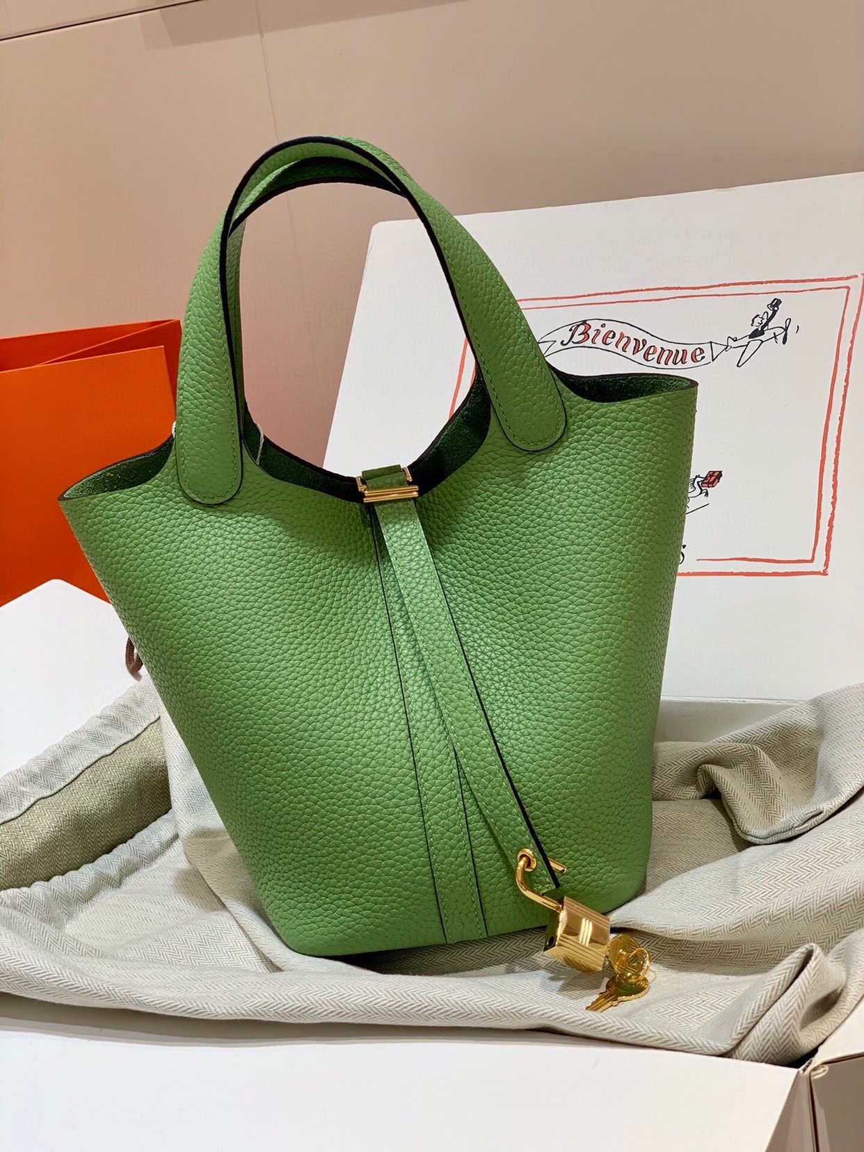 Avocado Green