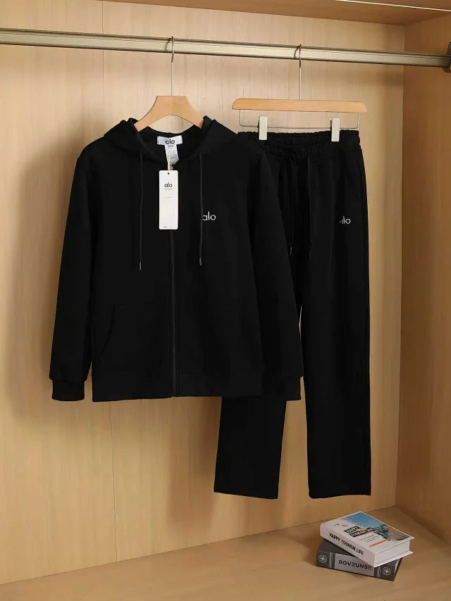 Alo Yoga Tracksuits Zip-up hooded sweatshirt and straight-leg sweatpants set product detail image 1