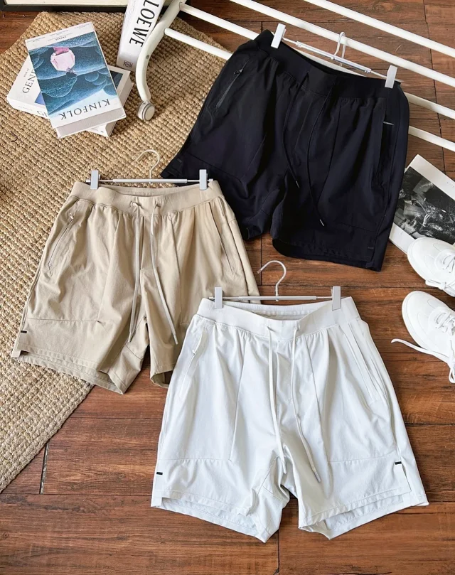 Alo Shorts 7-inch drawstring with zip pockets product detail image 2