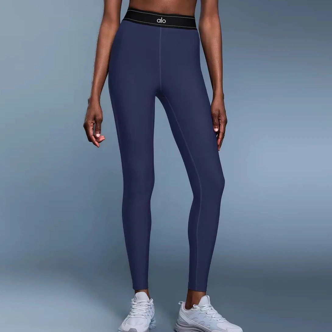Alo Yoga Matching Sets Sports Bra and Leggings Set with Contrast Piping — Navy blue pants