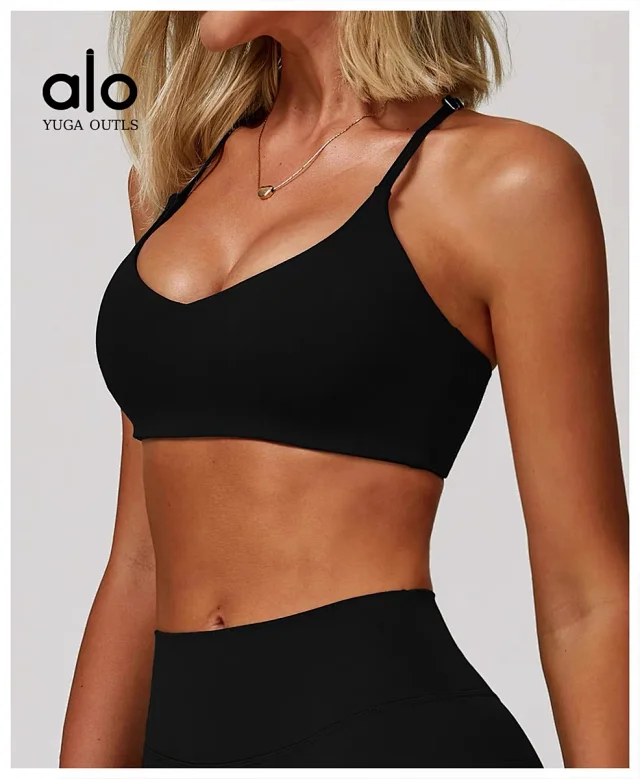 Alo Yoga Underwear Strappy keyhole-back sports bra product detail image 32