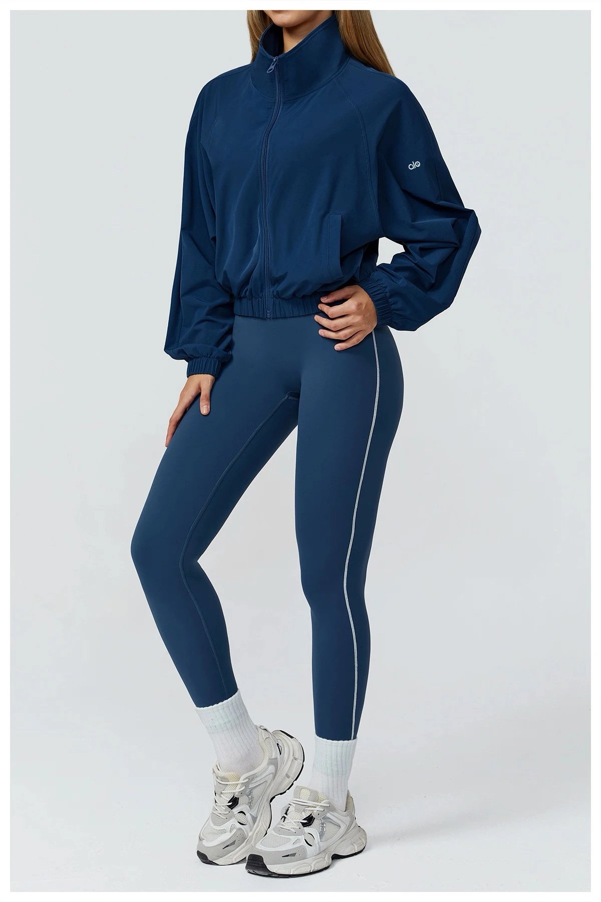 Alo Windbreaker Navy Blue Cropped Jacket Outerwear - 38
