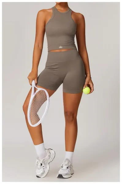 Alo Halter Crop Top Cream Activewear - 21
