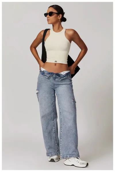 Alo Halter Crop Top Cream Activewear - 41