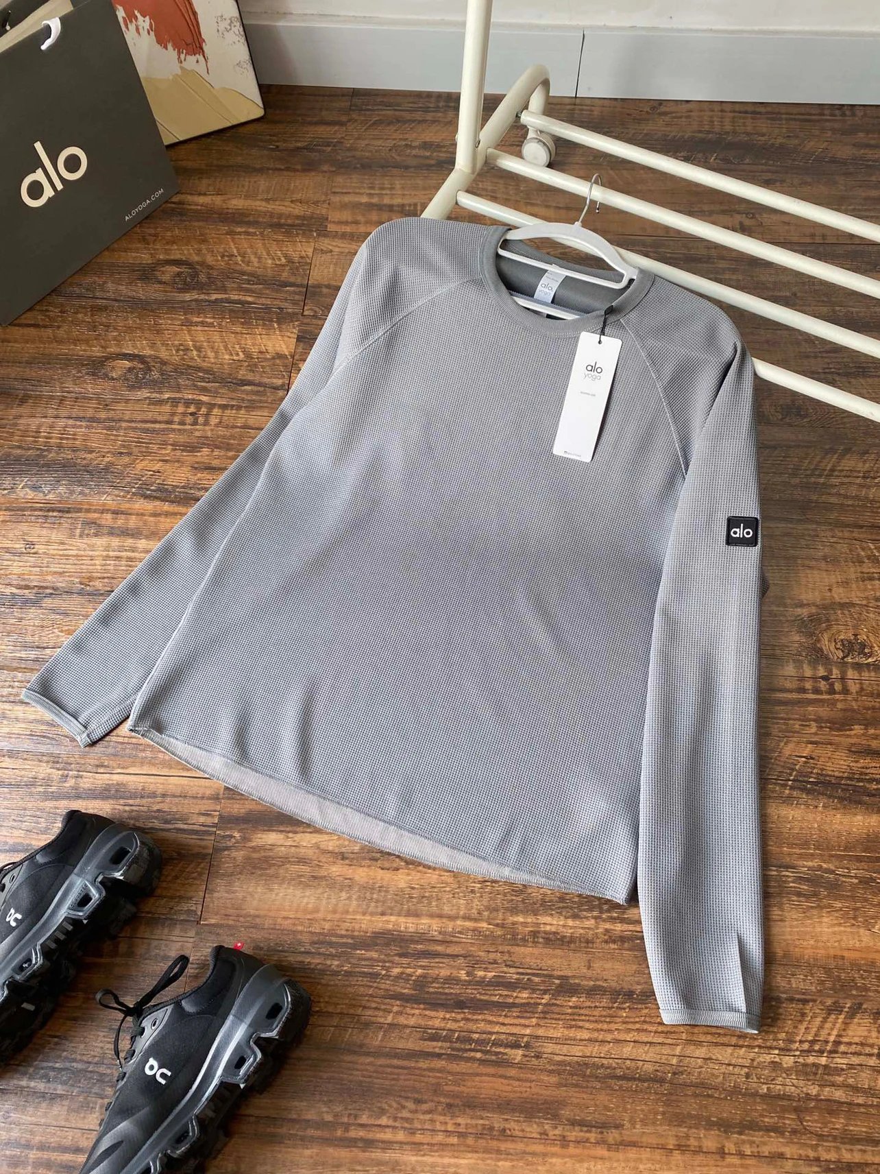 Alo Yoga Thermal Waffle Long Sleeve Base-Layer Gray - 22
