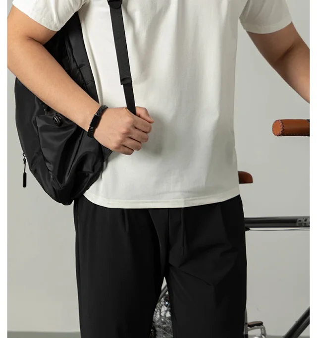 Alo Yoga T-Shirts Logo Crewneck Short-Sleeve T-Shirt product detail image 26