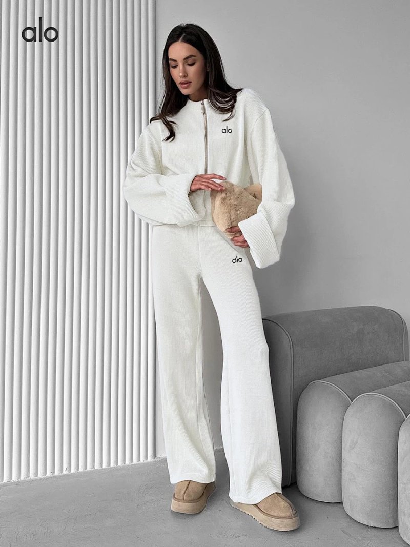 Sweater from Aloyoga