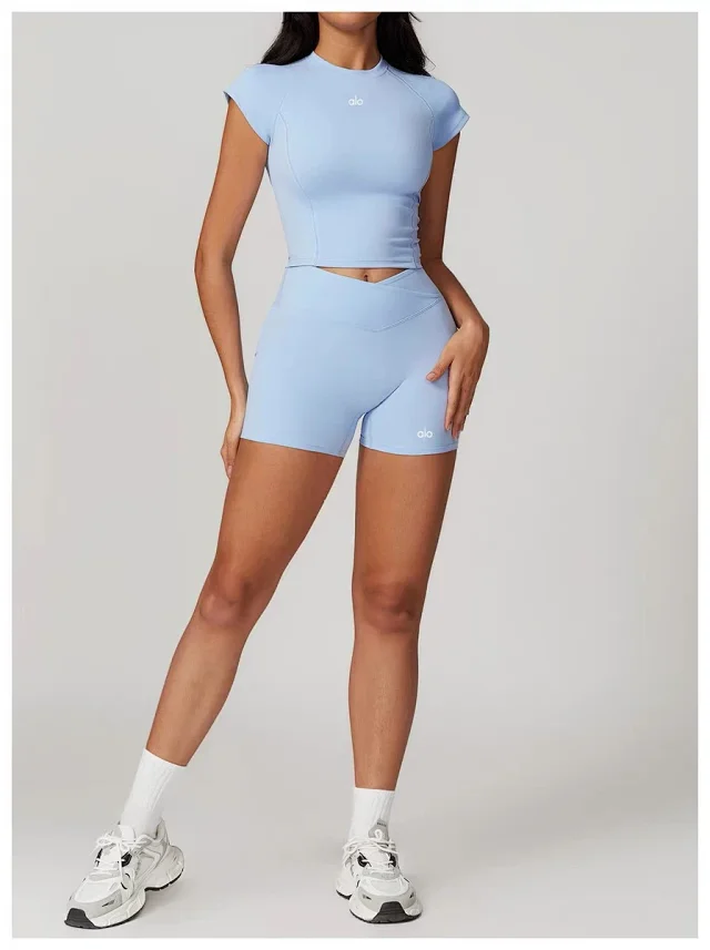 Alo Yoga T-Shirts Fitted cropped cap-sleeve T-shirt with built-in cup options product detail image 45