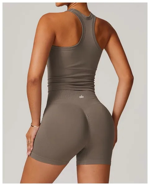Alo Halter Crop Top Cream Activewear - 20