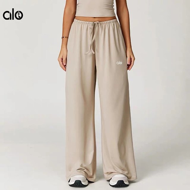 Alo Pants: seller detail photo 1