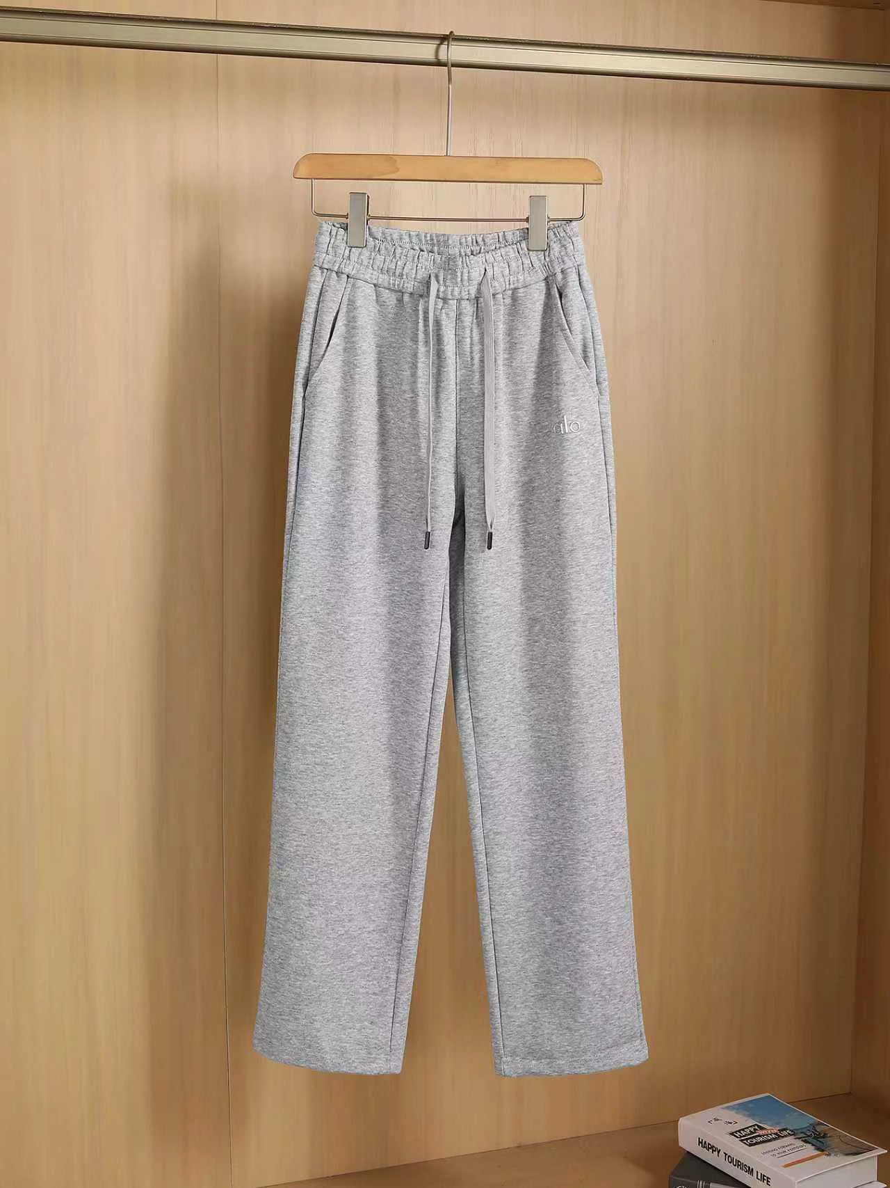 Alo Gray Drawstring Sweatpants