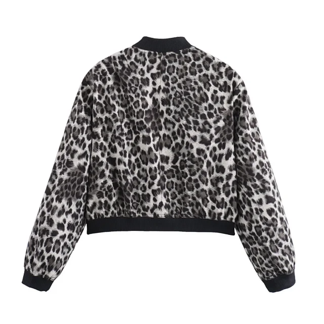 Alo Yoga Jackets Cropped bomber jacket with flap pockets product detail image 37