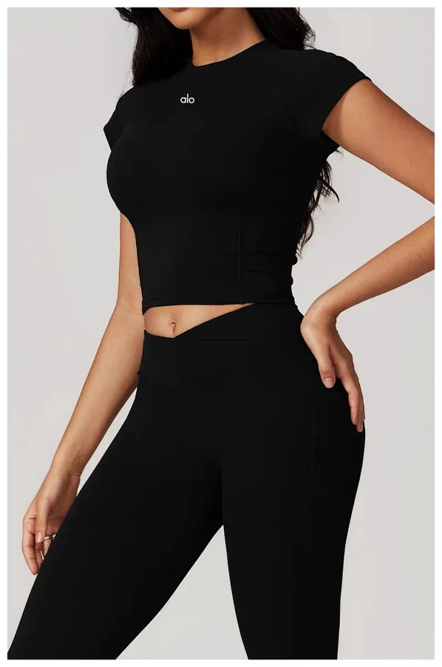 Alo Yoga T-Shirts Fitted cropped cap-sleeve T-shirt with built-in cup options product detail image 50